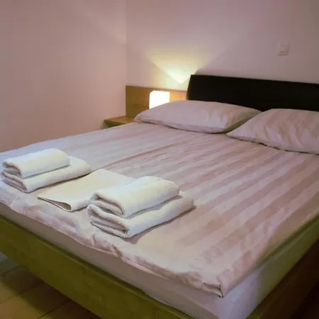 Mariana Apartment *